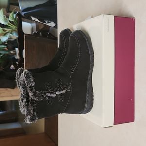 NWT Womens Naturalizer Refinery Winter Toggle Booties - Size 7